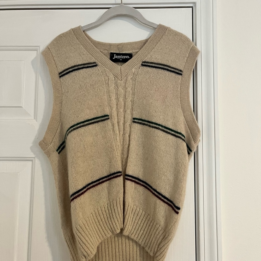 Jantzen Women's Cream Sweater Vest